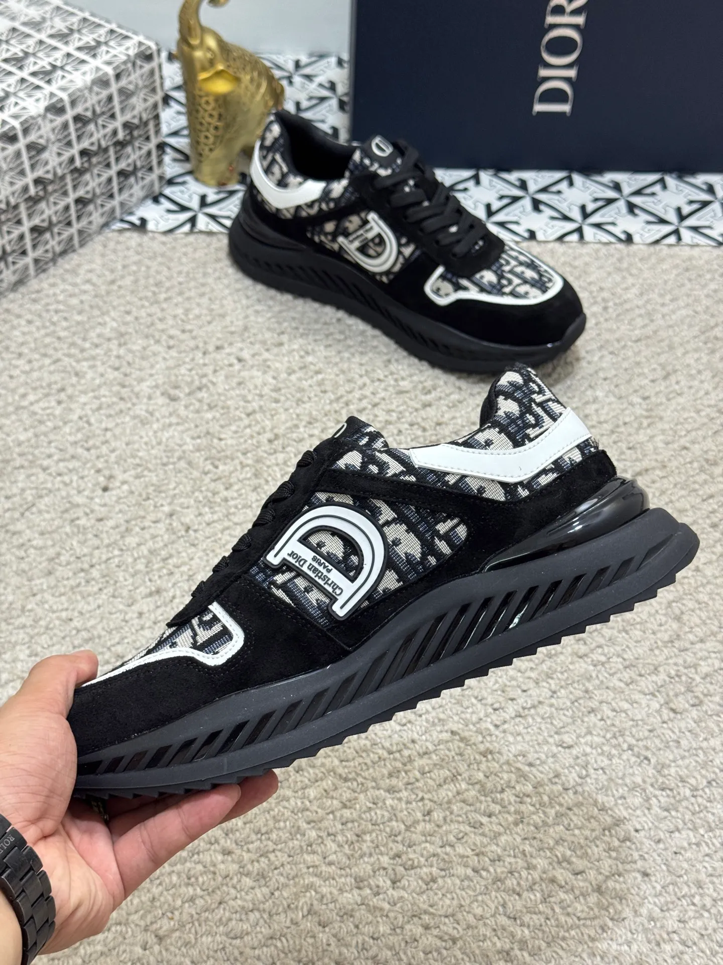 Men's men's shoes 💰440 [New model] 🐞🐞Top original - Dior 🆕 Low-top B02 casual sports shoes, carefully made of first-layer cowhide with canvas, comfortable and breathable ~ rubber soles, enhance style. Fashionable and versatile, it can complement any look. Featuring an exquisite design that is uniquely dynamic and modern, this shoe is part of Dior's legacy and embodies modern elegance. Size: 38-44 (45 customized